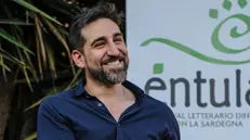 Lo scrittore Piergiorgio Pulixi (da Facebook)