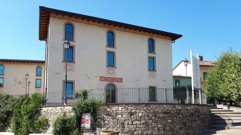 Il municipio di Paratico