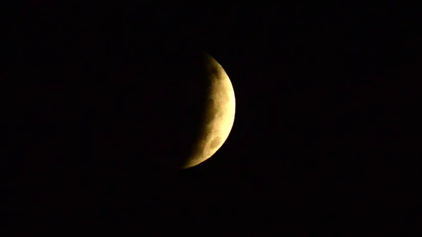 L'eclissi di Luna a Brescia