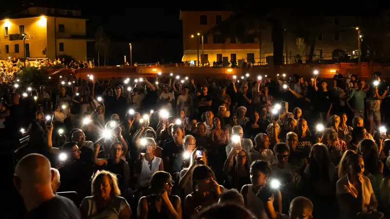 Spettacoli in piazza, al porto e in castello