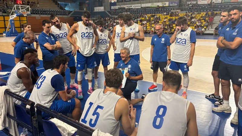 Le indicazioni di coach Calvani - © www.giornaledibrescia.it