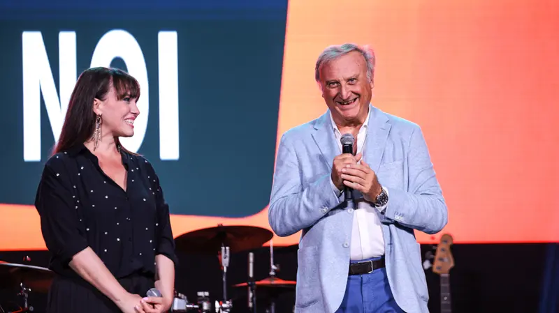I conduttori: Elisabetta Del Medico e Marco Recalcati © www.giornaledibrescia.it