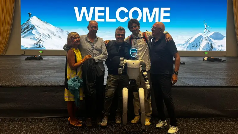 Giuseppe Capoferri con il figlio Stefano e i soci Michela Bolpagni, Luca Baronchelli e Giovanni Tonelli