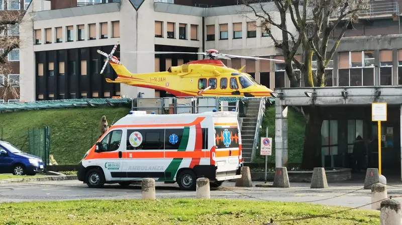 L'elicottero all'ospedale Civile, foto d'archivio