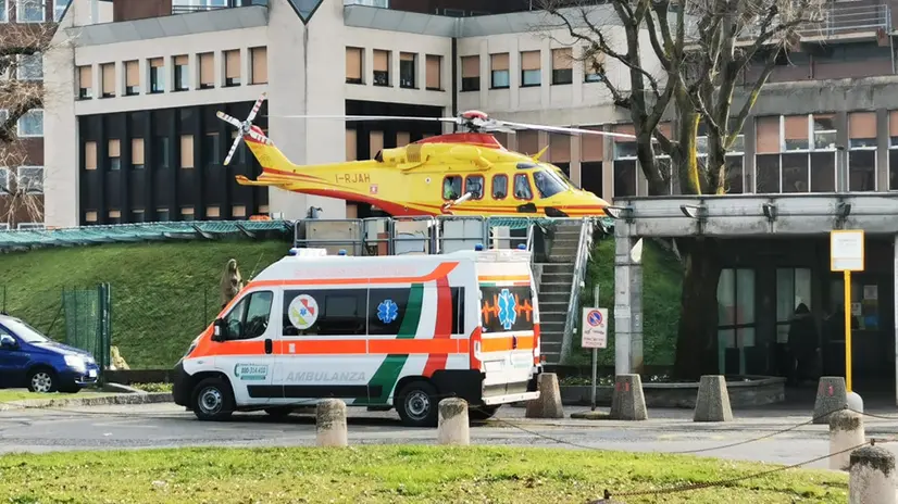 L'elicottero all'ospedale Civile, foto d'archivio
