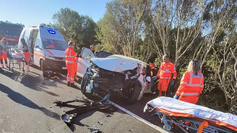 I soccorsi sulla sp 38bis appena fuori il centro di Olbia