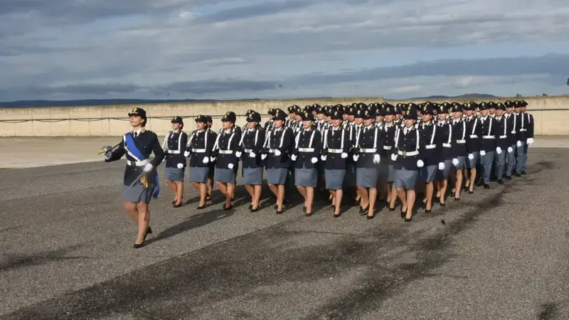 Alcune agenti di Polizia durante un giuramento