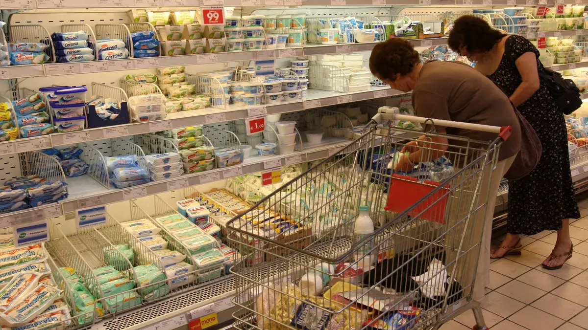 Il carovita pesa anche sulle spese alimentari - © www.giornaledibrescia.it
