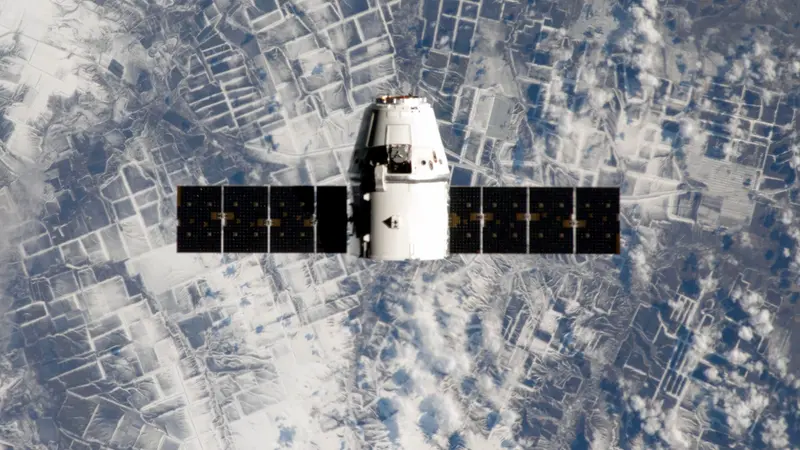 Un satellite in orbita - Foto Nasa