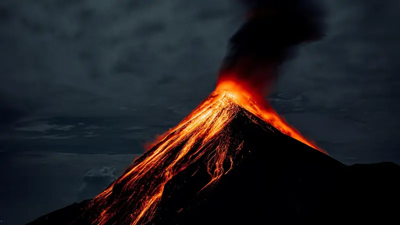 Un vulcano in eruzione