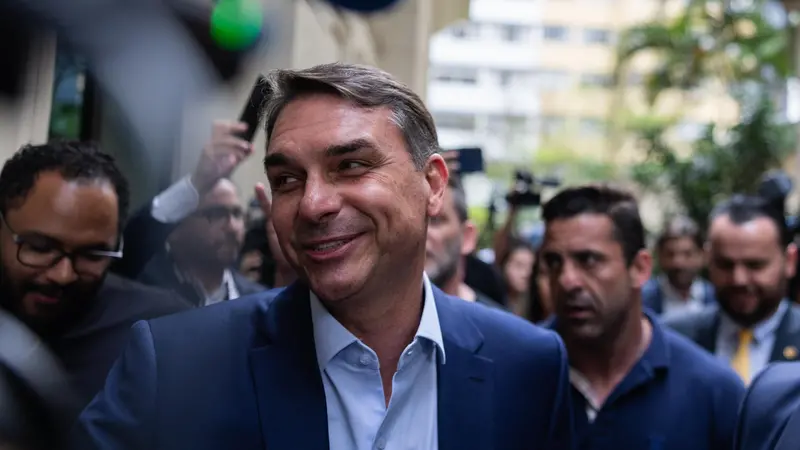 Il candidato presidente Flavio Bolsonaro, figlio di Jair - Foto Ansa © www.giornaledibrescia.it