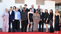 I giovani protagonisti di «15/18» con il regista francese Cédric Kahn