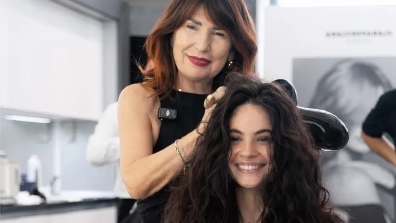 Clara Lombardi al lavoro