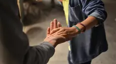 Non tutte le persone sono in grado di chiedere aiuto con naturalezza