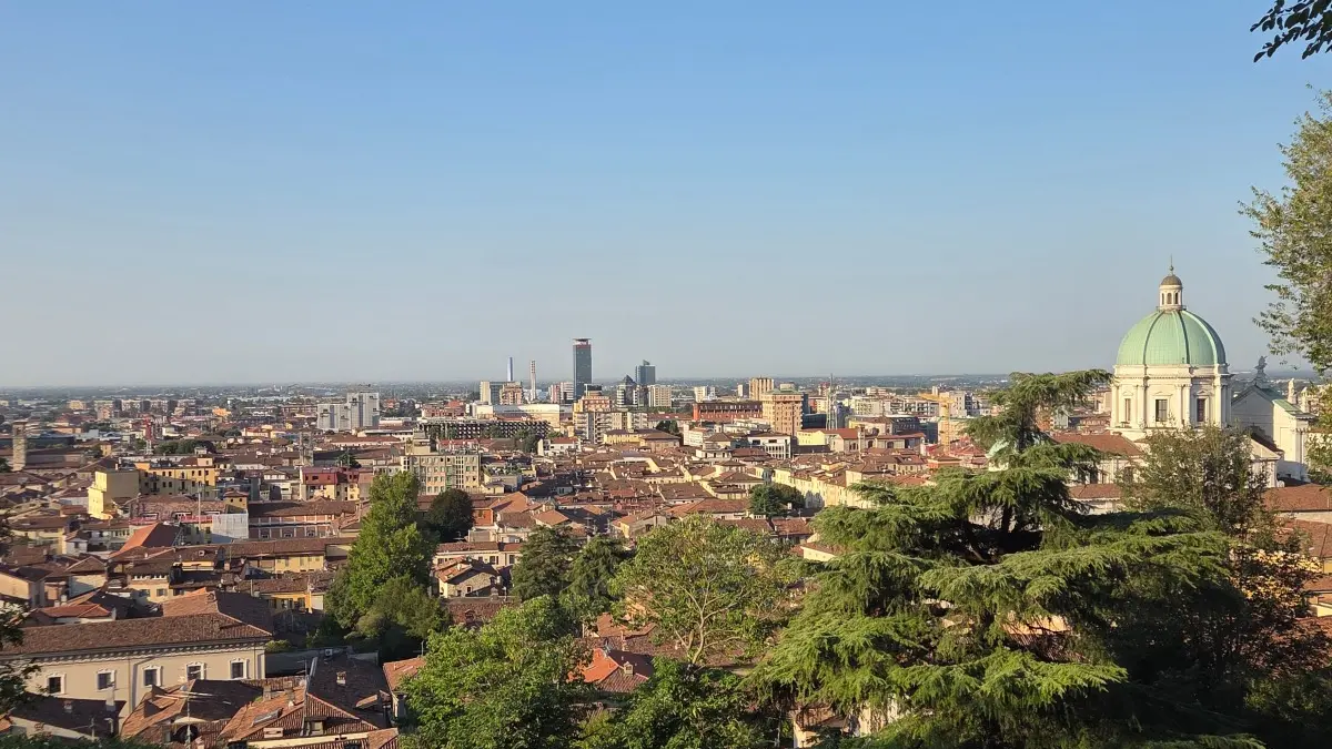 Una giornata di sole a Brescia dell'ultima estate