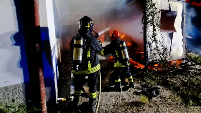 L'incendio a Darfo Boario Terme