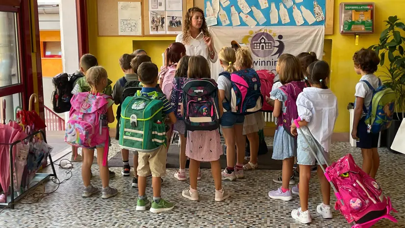 Primo giorno di scuola in Alto Adige - Foto Ansa © www.giornaledibrescia.it