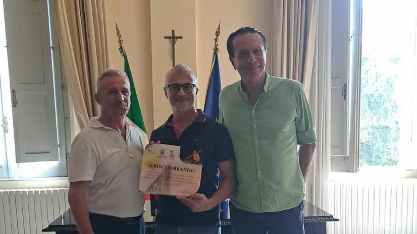 Il momento della premiazione a Palmi