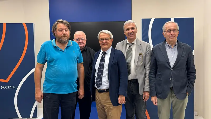 I custodi delle Sante Croci