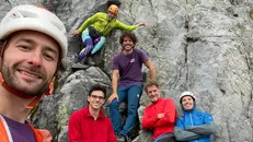 Il gruppo che ha partecipato alla richiodatura