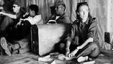 Oriana Fallaci in uno dei suoi viaggi a Saigon tra i militari Usa