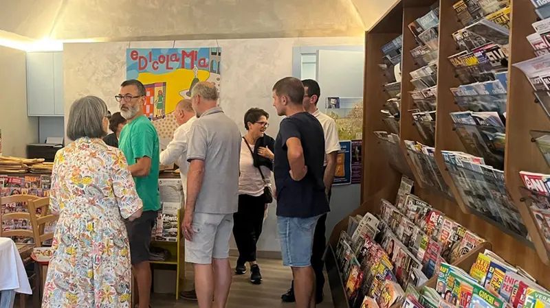 L'interno dell'edicola