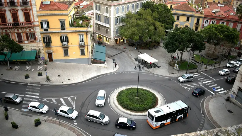 Una strada trafficata