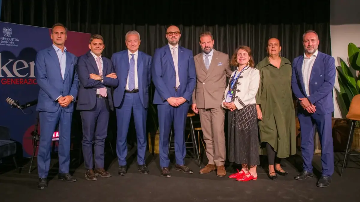 I partecipanti all'assemblea dei giovani