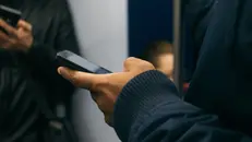 Il Kids Act punta a vietare l'uso dei social agli under 13