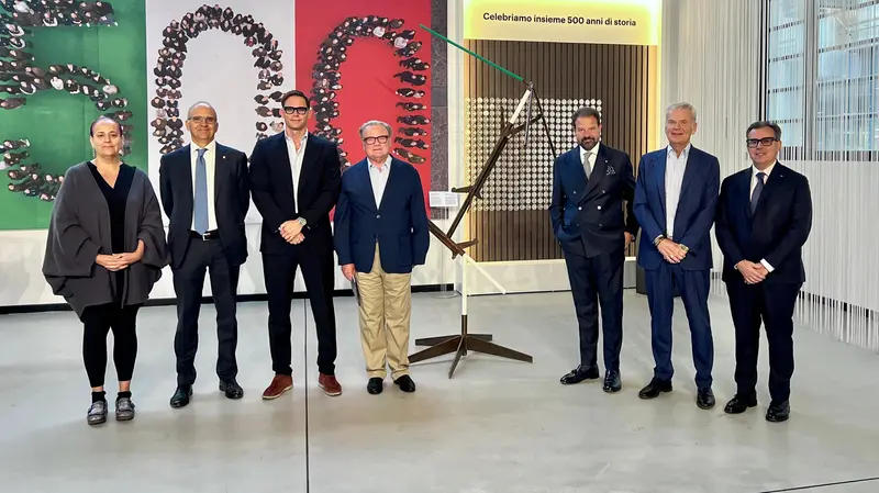 La delegazione di Confindustria Brescia coi vertici di Beretta