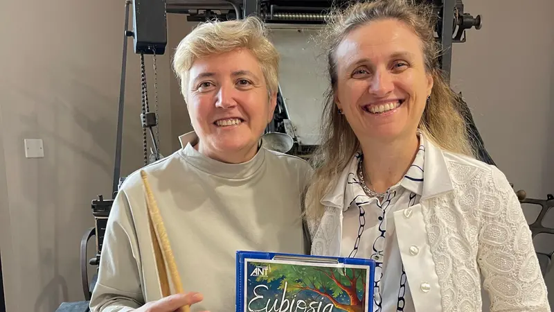 Balduchelli (a sinistra) con la coordinatrice nazionale di Ant Roberta Barbieri