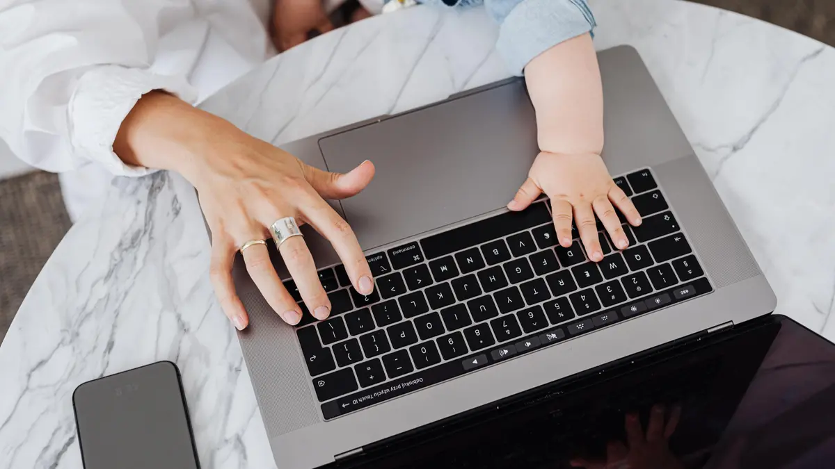 Sempre più donne si dimettono per la difficoltà a conciliare vita privata e lavoro