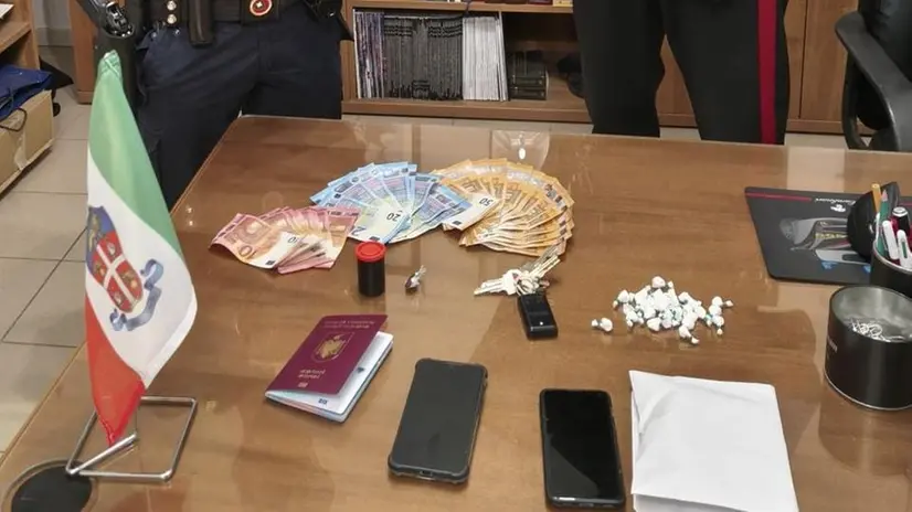 Il materiale sequestrato a Calcinato