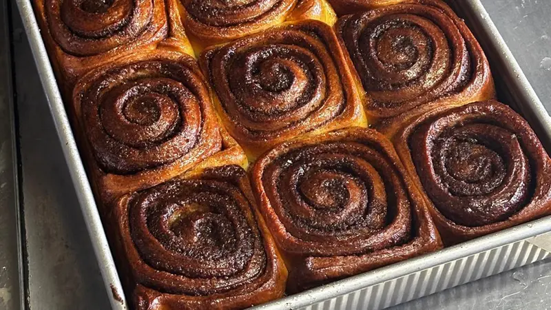 I cinnamon rolls sfornati da Checchi Brunch & Specialty Coffee di Brescia