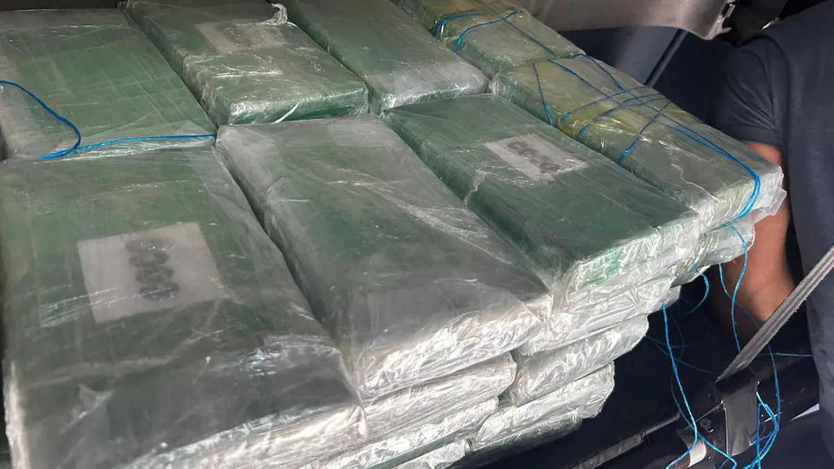 I 51 panetti di cocaina trovati dai finanzieri bresciani a Roma - © www.giornaledibrescia.it
