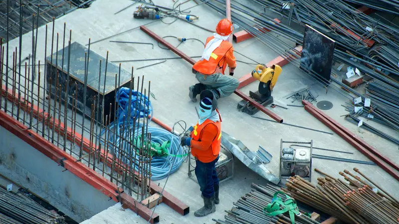 Il settore delle costruzioni resta tra quelli più a rischio