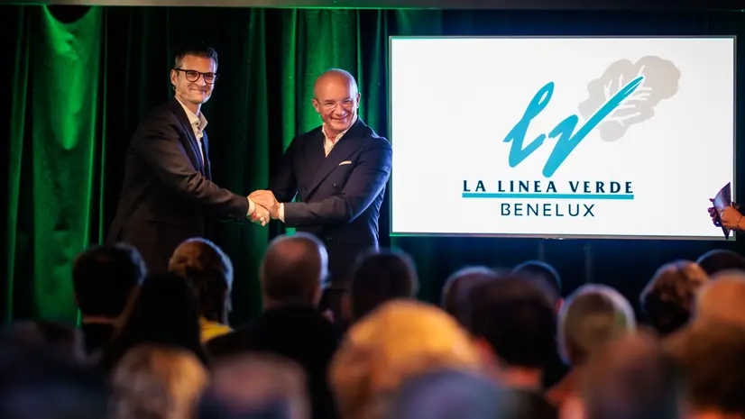 Il ceo Domenico Battagliola (asinistra) annuncia la novità