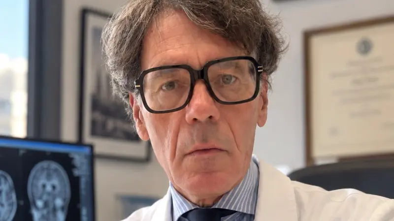 Il professor Luca Rozzini, responsabile della Neurologia territoriale cognitivo comportamentale dell’Asst Spedali Civili