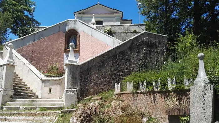 L'anello parte dal santuario della Madonna del Mangher
