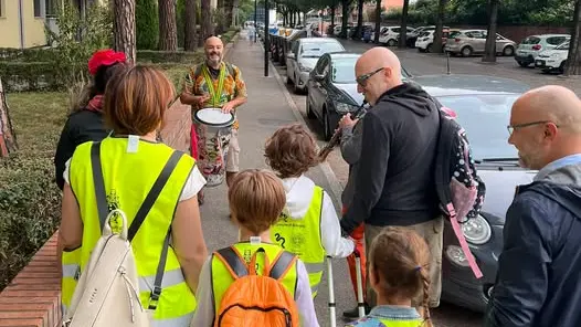 Pedibus, il servizio è alla ricerca di volontari