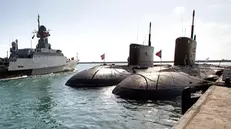 Un sottomarino russo nella base di Tartus, in Siria