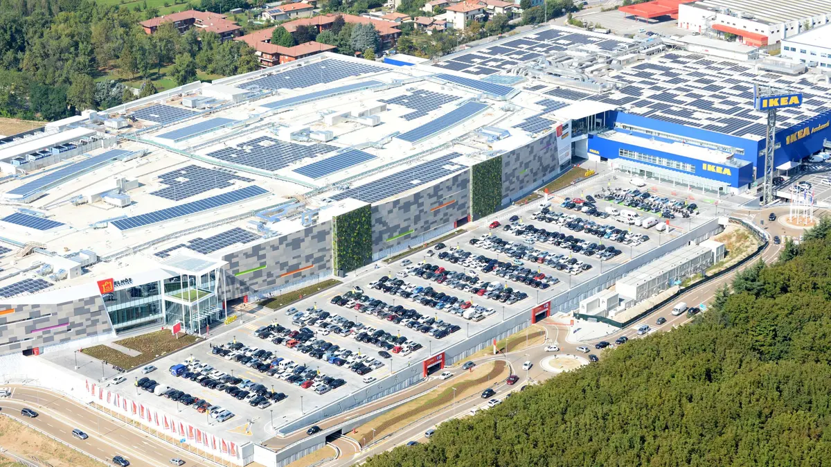 Elnòs a Roncadelle, ha festeggiato i dieci anni dall'apertura
