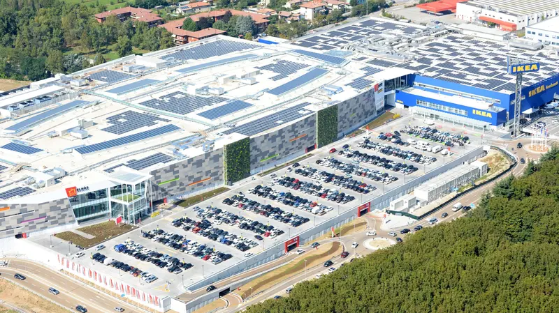 Elnòs a Roncadelle, ha festeggiato i dieci anni dall'apertura