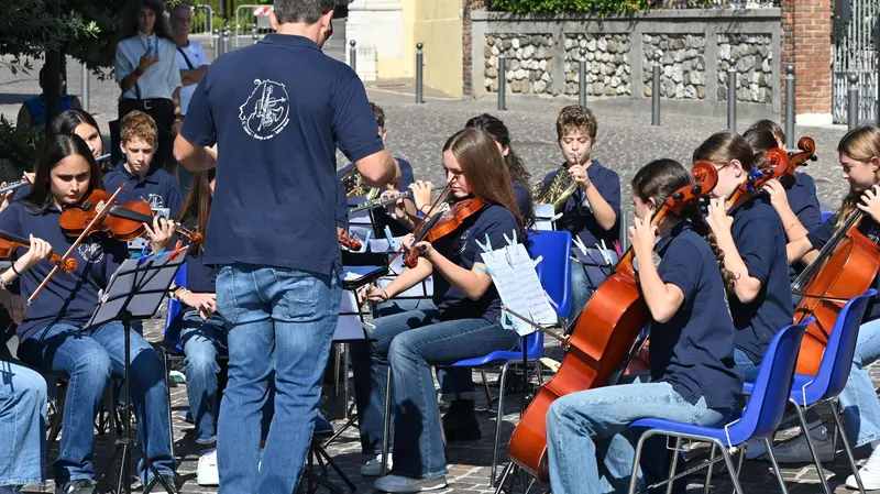 L’esibizione dell’Orchestra giovanile della Valtenesi - Foto Gabriele Strada/Neg © www.giornaledibrescia.it