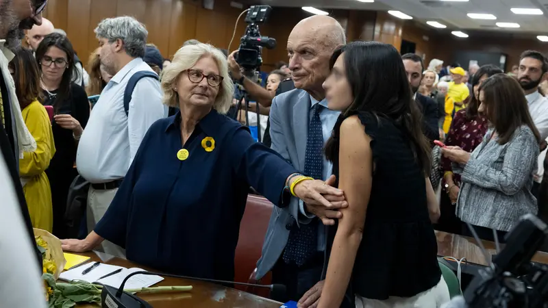 Paola Deffendi, Giovanni Regeni, Irene Regeni, durante la lettura della sentenza del processo. Roma 28 settembre 2026. ANSA/MASSIMO PERCOSSI