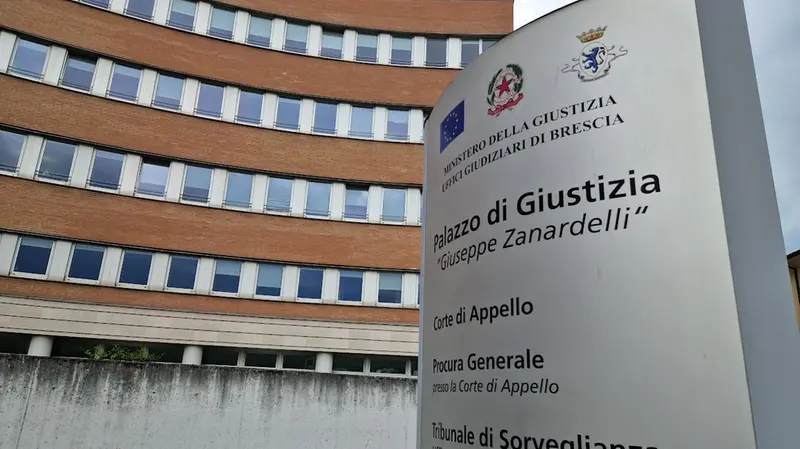 Il palazzo di giustizia di Brescia
