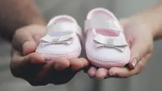 La frazione festeggia la nascita di una bambina