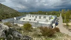 Il centro per il rimpatrio a Gjader, in Albania