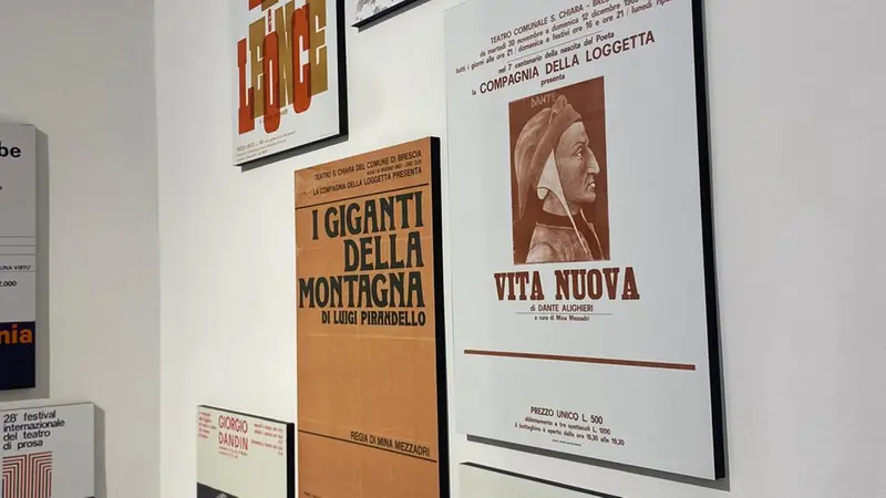 Locandine realizzate da Borsoni per la Compagnia della Loggetta ed esposte al Mo.Ca