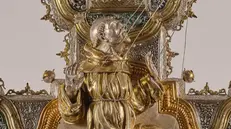Un dettaglio della croce processionale di Gianfrancesco delle Croci